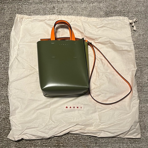 Marni Mini Museo Tote bag in green and orange. - Picture 11 of 16
